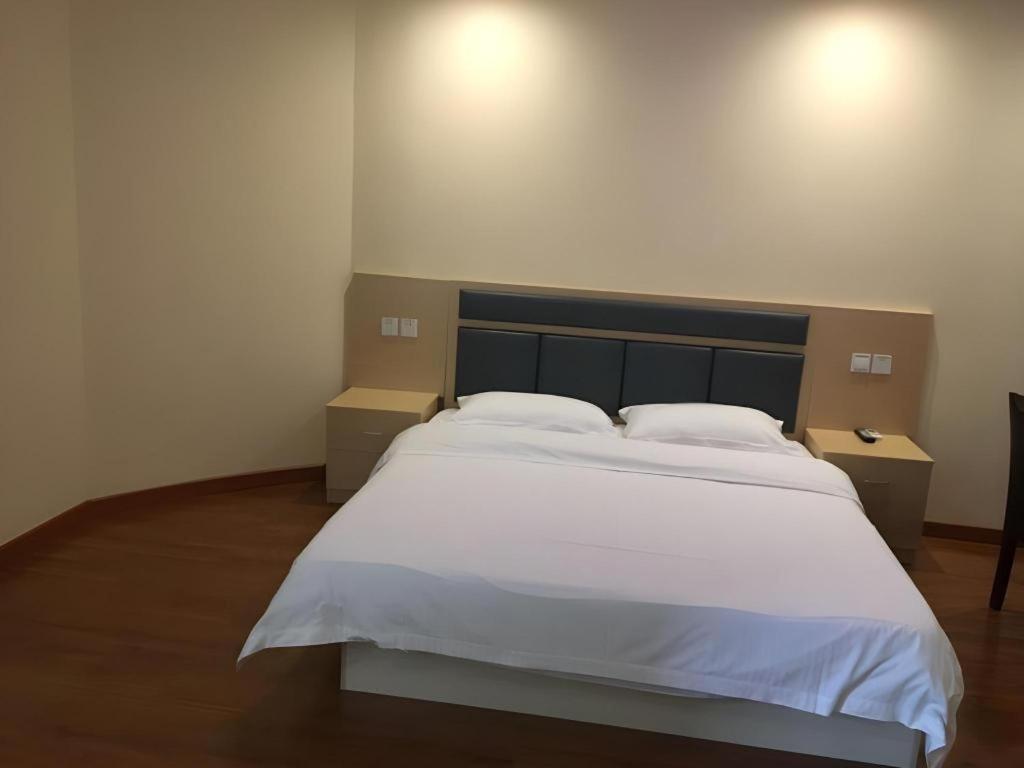 Greentree Inn Wuhu Fangte Second Phase Nanxiang Wanshang Express Hotel Extérieur photo